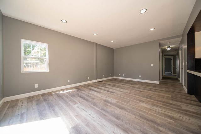 817 W 5th Street, Anderson, IN 46016