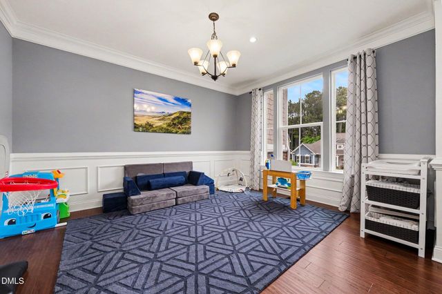 66 Dover Grant Court, Chapel Hill, NC 27517