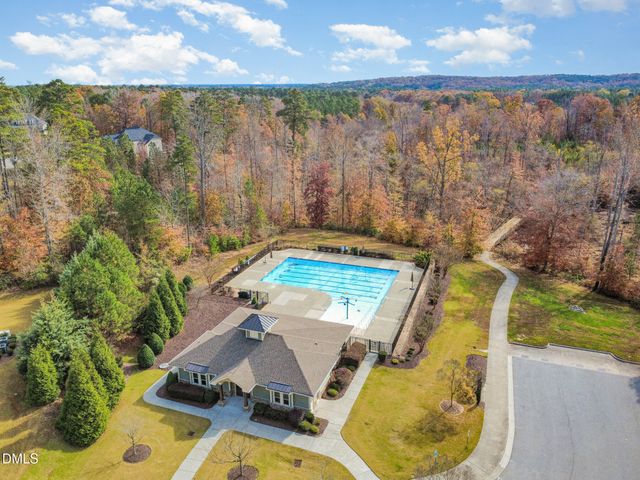 66 Dover Grant Court, Chapel Hill, NC 27517