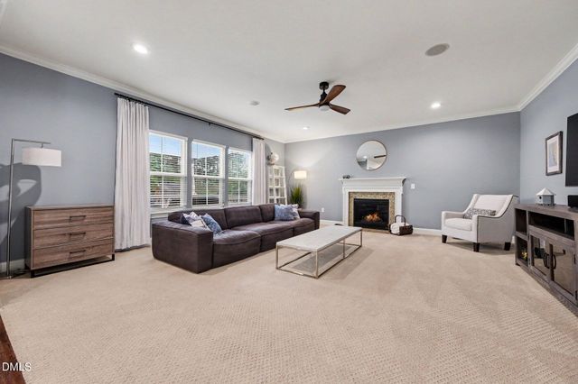 66 Dover Grant Court, Chapel Hill, NC 27517