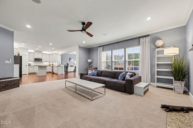 66 Dover Grant Court, Chapel Hill, NC 27517