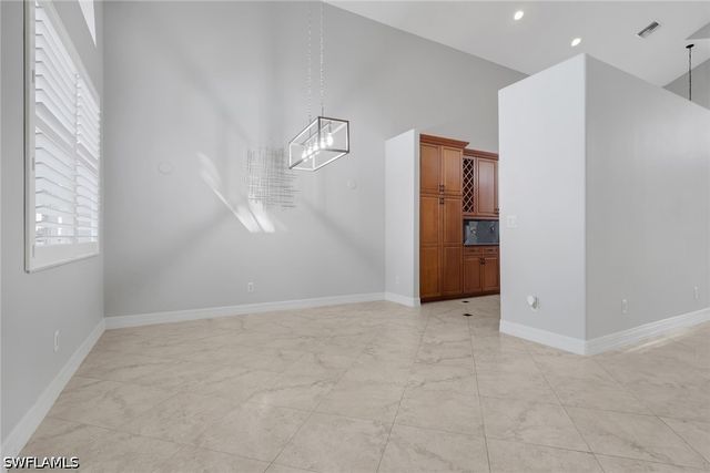 2137 Isla De Palma CIR, Naples, FL 34119