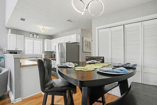 510 Fairwood Lakes Dr Unit 19T, Myrtle Beach, SC 29588