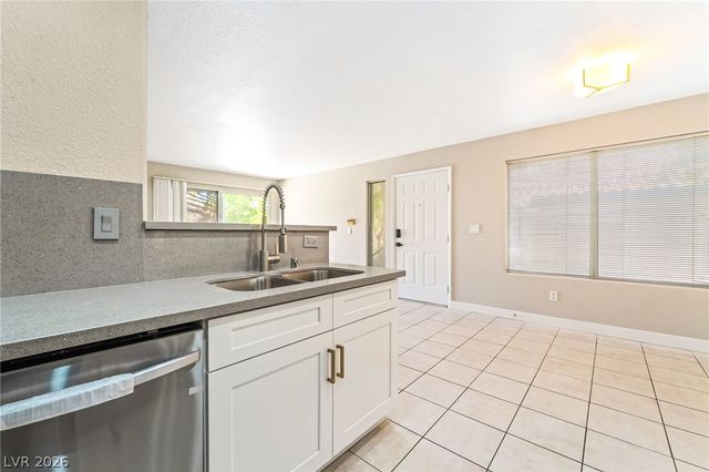 3144 Tarpon Drive 204, Las Vegas, NV 89120