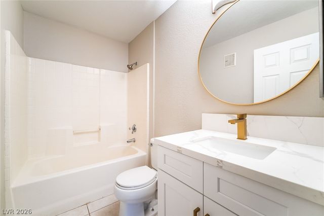 3144 Tarpon Drive 204, Las Vegas, NV 89120