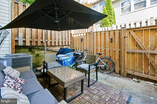 5071 9TH ST S, Arlington, VA 22204