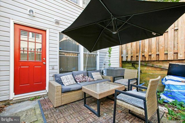 5071 9TH ST S, Arlington, VA 22204