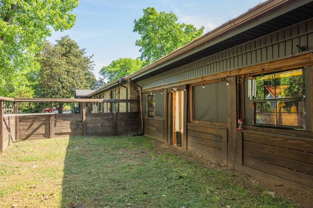 201 Keaton St, Lebanon, TN 37087