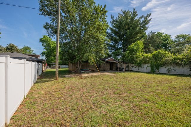 201 Keaton St, Lebanon, TN 37087