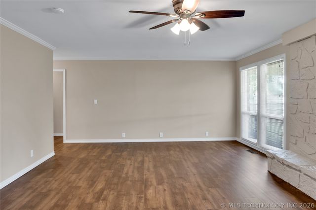 513 E B. Street, Jenks, OK 74037