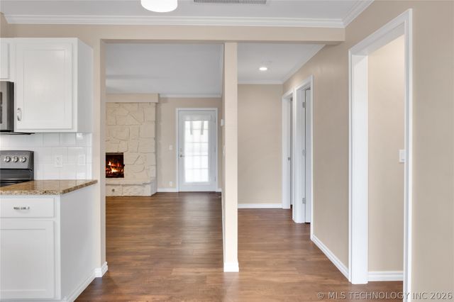 513 E B. Street, Jenks, OK 74037