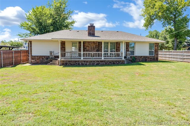 513 E B. Street, Jenks, OK 74037