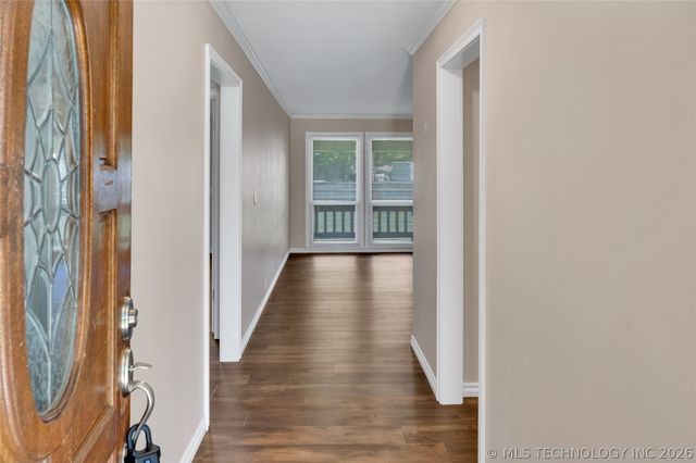 513 E B. Street, Jenks, OK 74037