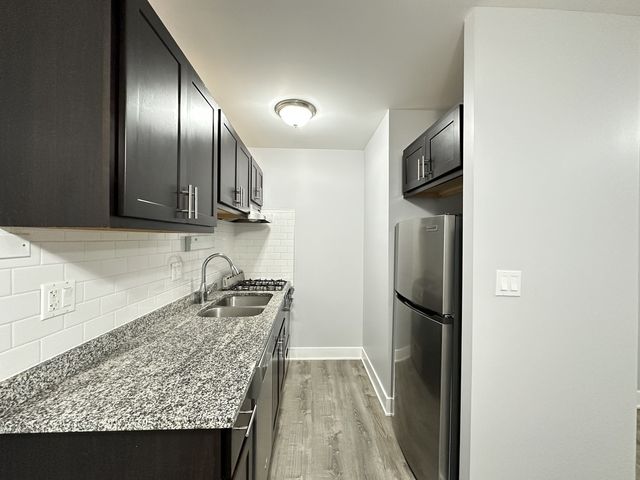 4616 N Beacon Street 1B, Chicago, IL 60640