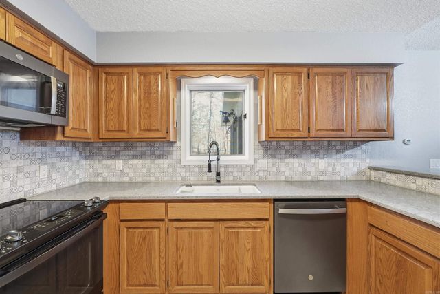 3 Encantado Way, Hot Springs Village, AR 71909