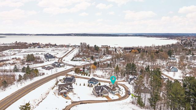 13928 S Winding Trail, Traverse City, MI 49684