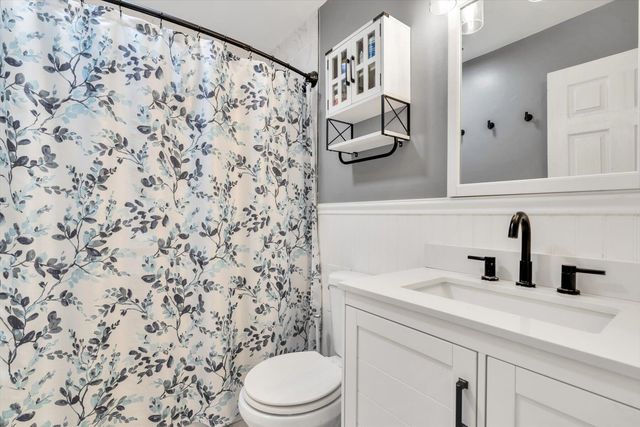 17 Chapel Hill Drive 1, Plymouth, MA 02360