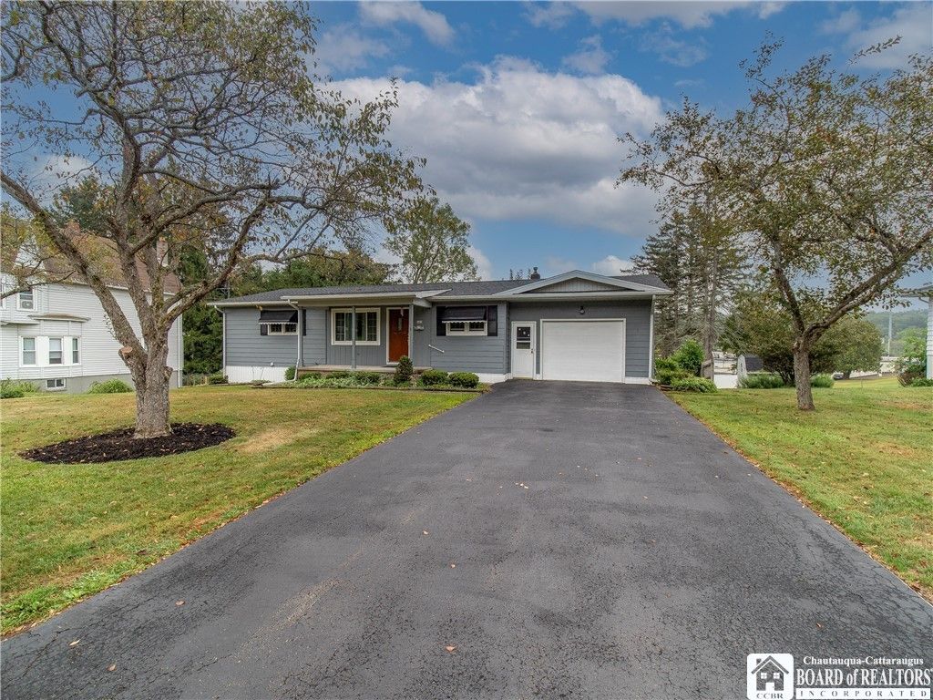 161 Ivy Street, Jamestown, NY 14701