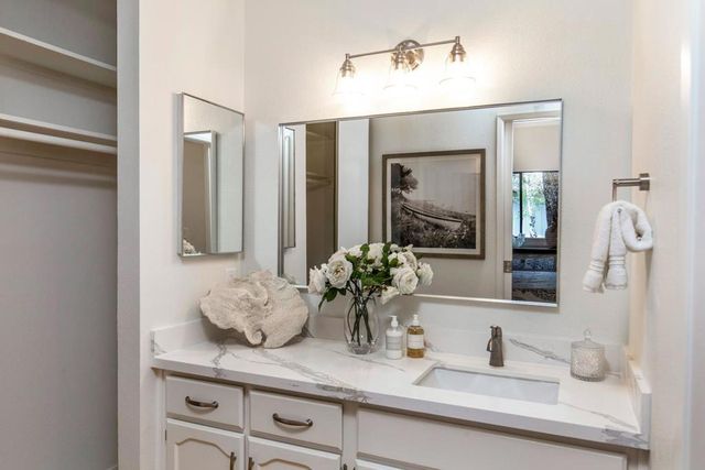 217 Ada Avenue 16, Mountain View, CA 94043
