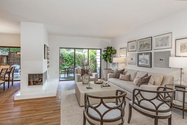 217 Ada Avenue 16, Mountain View, CA 94043