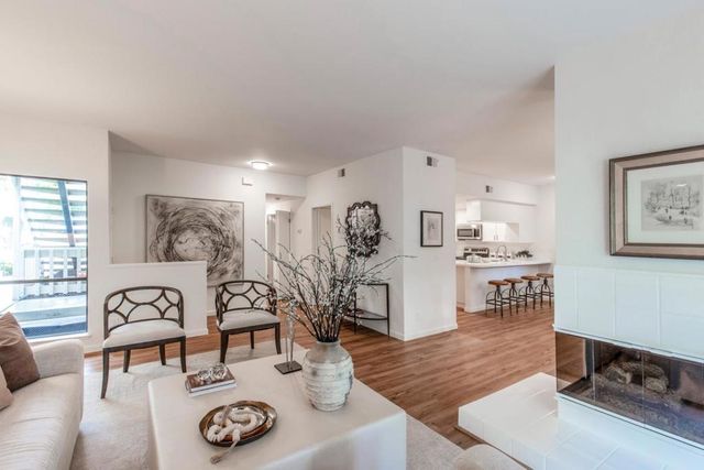217 Ada Avenue 16, Mountain View, CA 94043