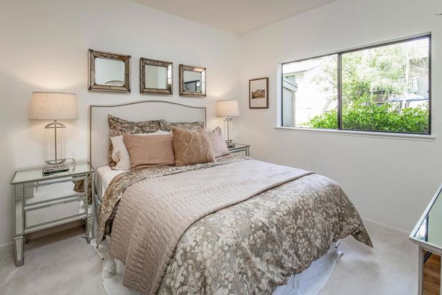 217 Ada Avenue 16, Mountain View, CA 94043