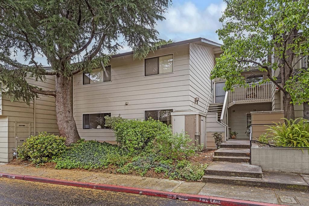 217 Ada Avenue 16, Mountain View, CA 94043