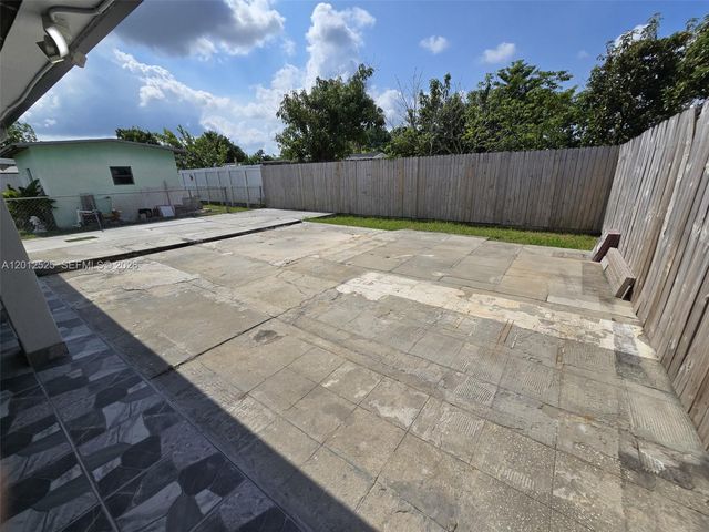 11984 SW 195th St 0, Miami, FL 33177