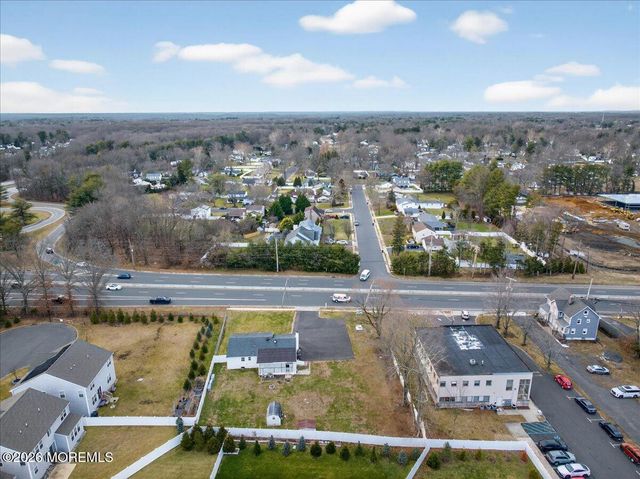 17 S Main Street, Marlboro, NJ 07746