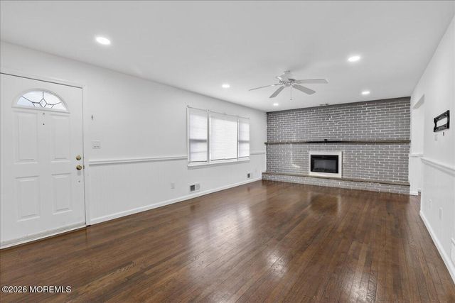 17 S Main Street, Marlboro, NJ 07746