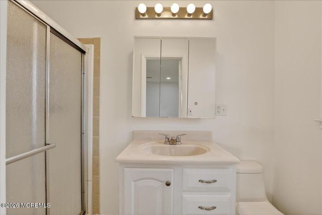 17 S Main Street, Marlboro, NJ 07746