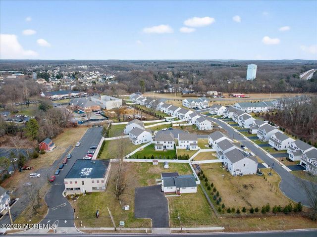 17 S Main Street, Marlboro, NJ 07746