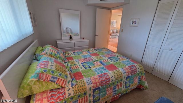 1014 Manatee RD F303, Naples, FL 34114