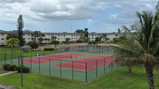 1014 Manatee RD F303, Naples, FL 34114