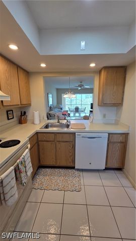 1014 Manatee RD F303, Naples, FL 34114