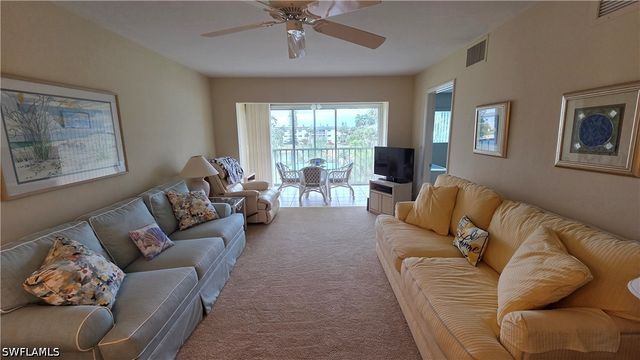 1014 Manatee RD F303, Naples, FL 34114