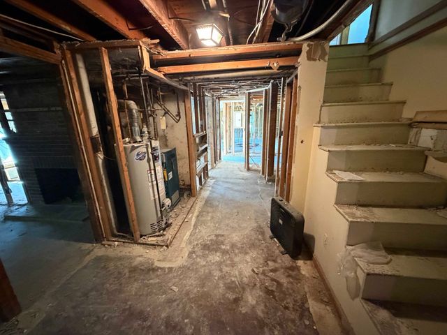 45 Longview Rd, Reading, MA 01867