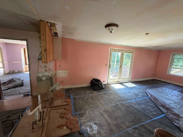45 Longview Rd, Reading, MA 01867