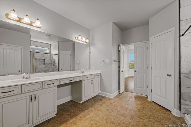 13125 Shoreline Dr, San Antonio, TX 78254