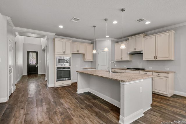 13125 Shoreline Dr, San Antonio, TX 78254