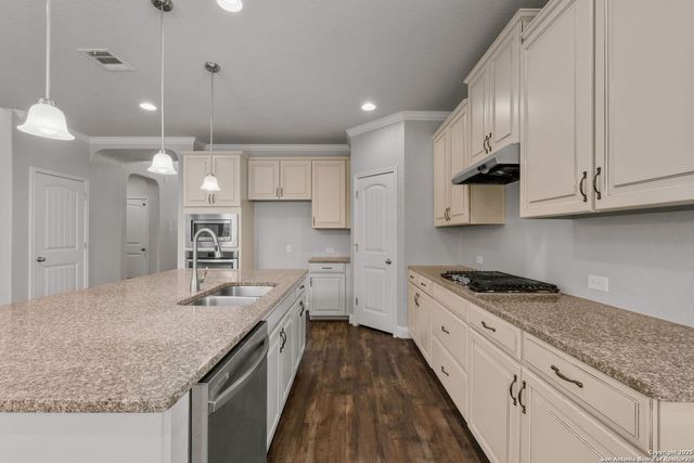 13125 Shoreline Dr, San Antonio, TX 78254