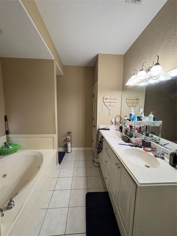 110 Dove Trail, Richwood, TX 77531
