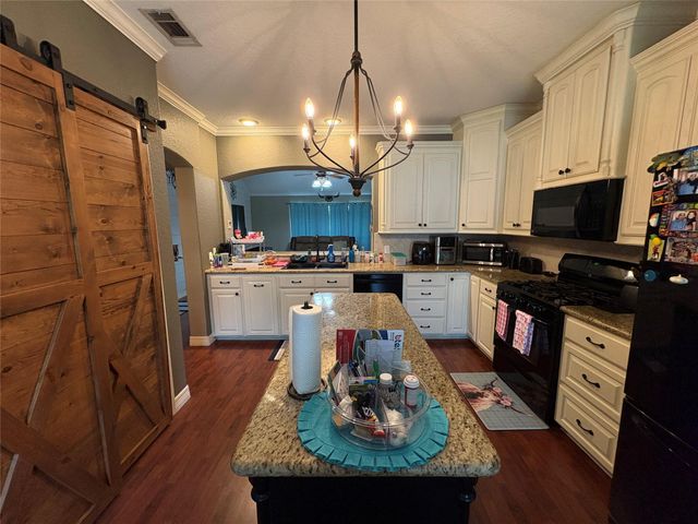 110 Dove Trail, Richwood, TX 77531