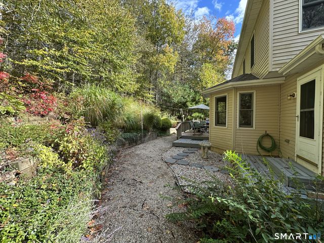 181 North Chestnut Hill Road, Killingworth, CT 06419