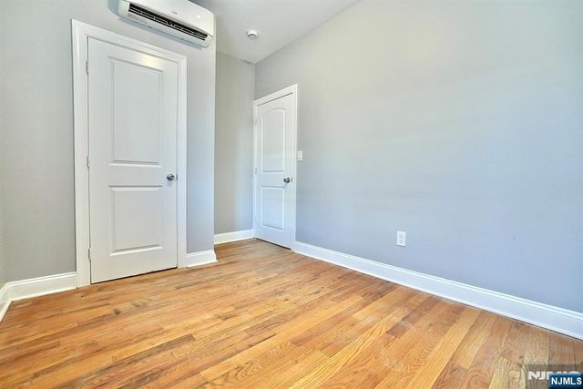 351 Mulberry Street, Newark, NJ 07102