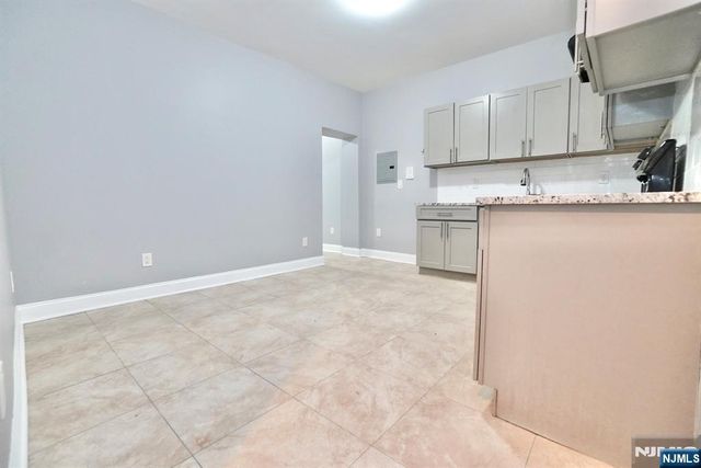 351 Mulberry Street, Newark, NJ 07102