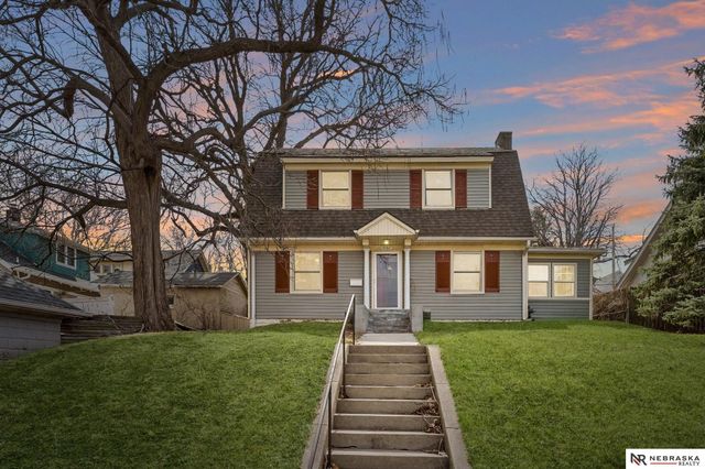 4161 California Street Street, Omaha, NE 68131