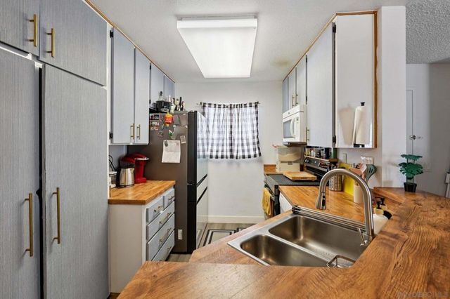 9725 Mesa Spring 177, San Diego, CA 92126