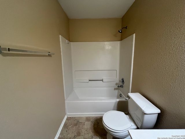 7819 Mainland Woods, San Antonio, TX 78250