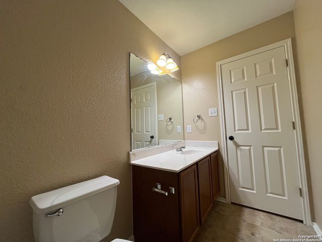 7819 Mainland Woods, San Antonio, TX 78250